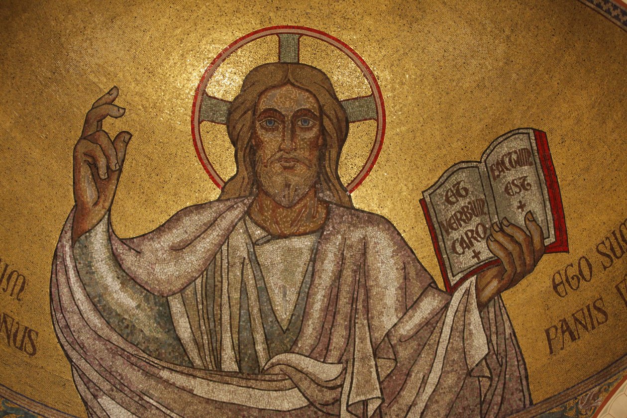 Pariisi, Ranska Pantokraattori Kristus (kirkkaudessa) Saint-Pierre-de-Montrougen kirkossa, Pariisi, Ranska tekijältä Unbekannt