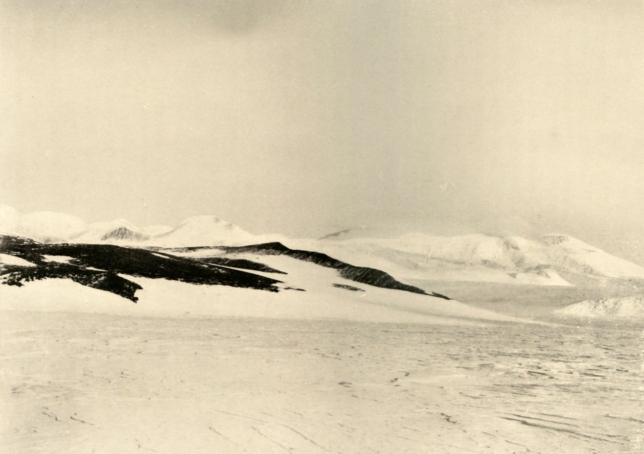 Osa Queen Alexandra Range 1500 Feet Up The Glacier, c1908, 1909. tekijältä Unbekannt