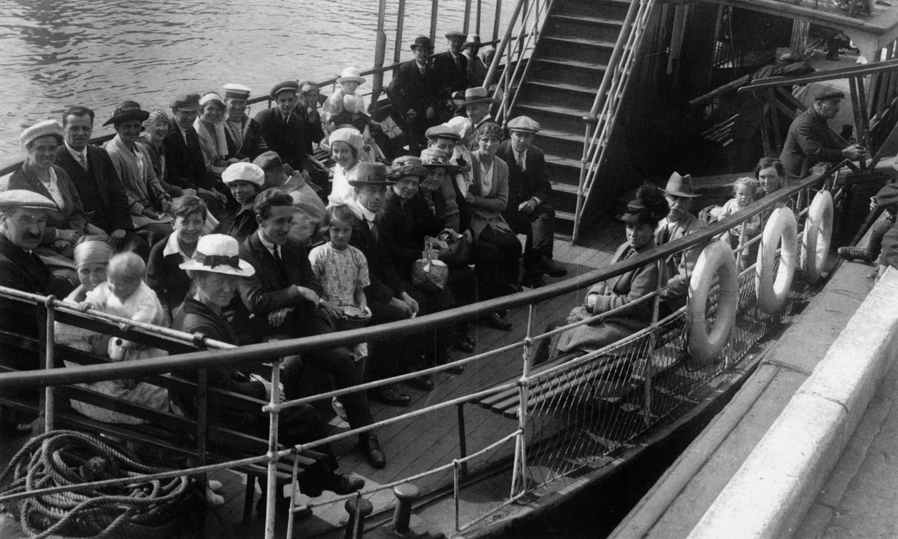 Matkustajat veneessä, Bournemouth, Dorset, 1921 tekijältä Unbekannt