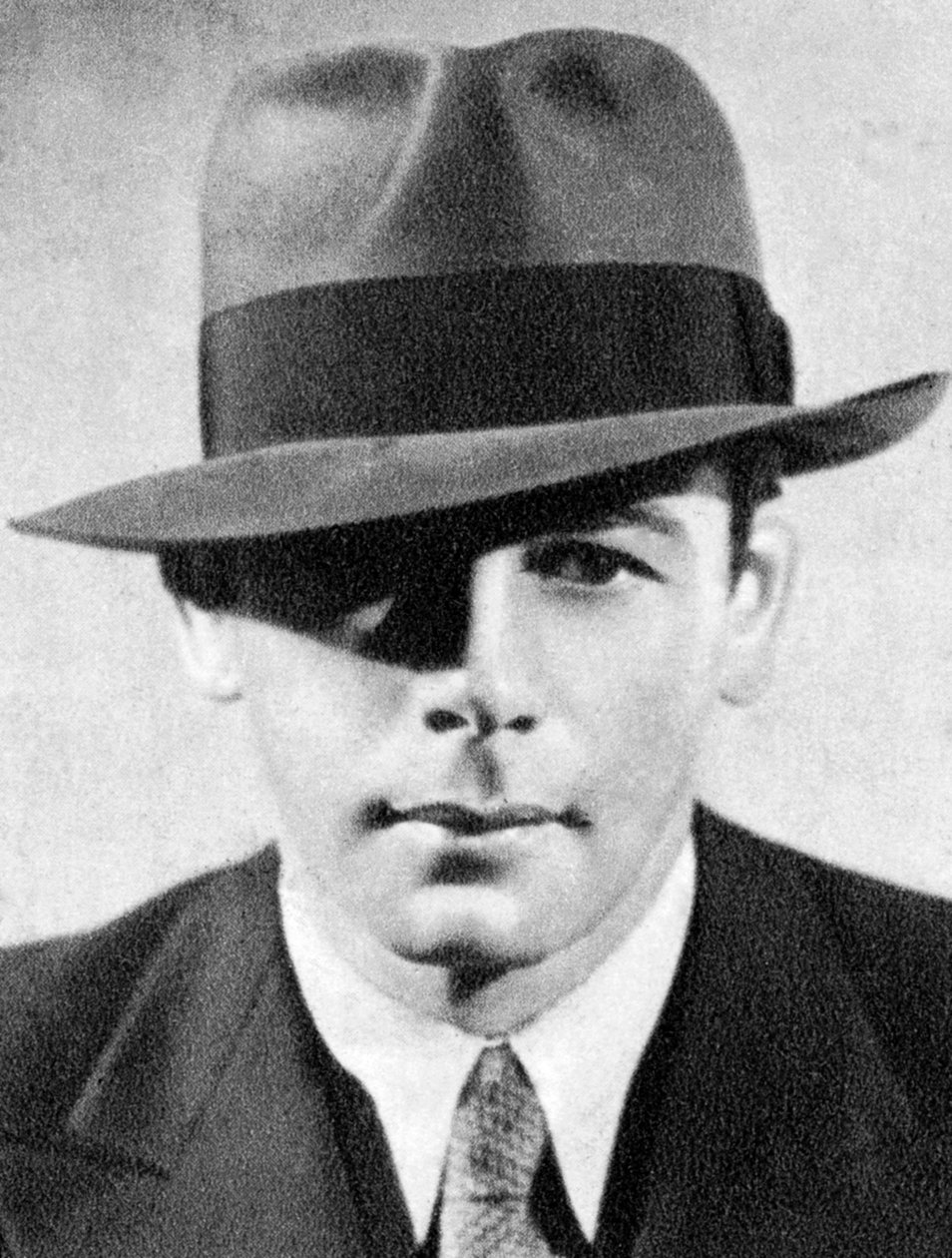 Paul Muni, yhdysvaltalainen elokuvanäyttelijä, 1934-1935 tekijältä Unbekannt