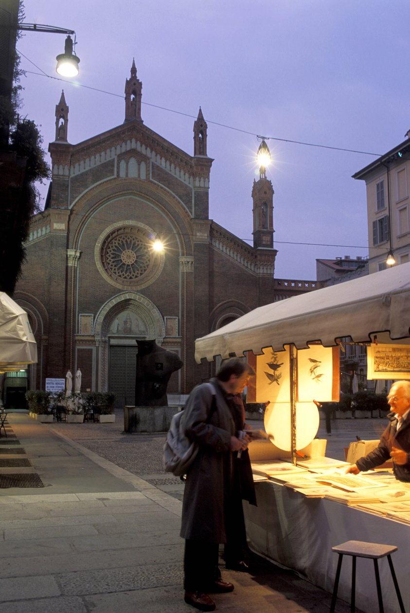 Piazza del Carmine yöllä, Milano, Lombardia, Italia tekijältä Unbekannt