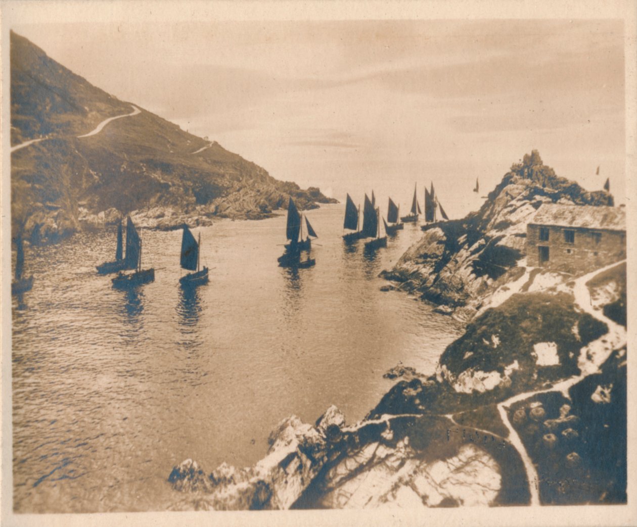 Polperro Harbour & Peak Rocks, 1927 tekijältä Unbekannt