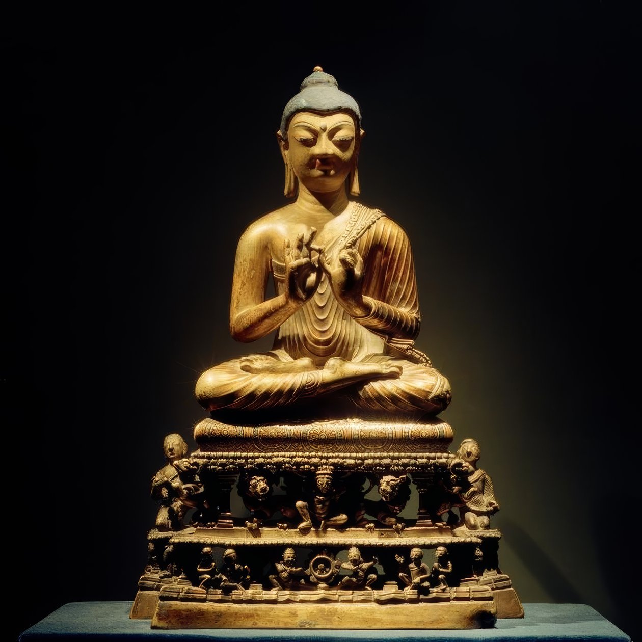 Saarnaava Buddha / veistos, 800-luku tekijältä Unbekannt