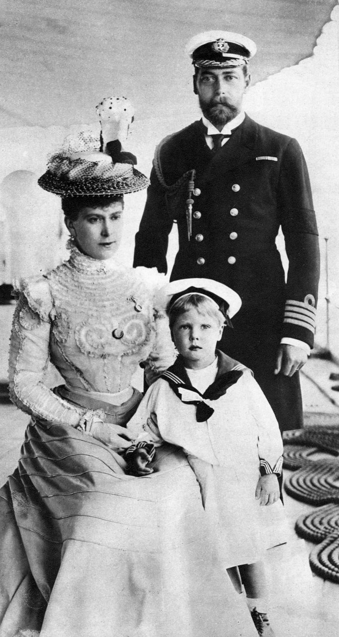 Prinssi George ja hänen vaimonsa Mary poikansa Edwardin kanssa, HMS Crescent, 1800-luvun loppu - 1900-luvun alku tekijältä Unbekannt