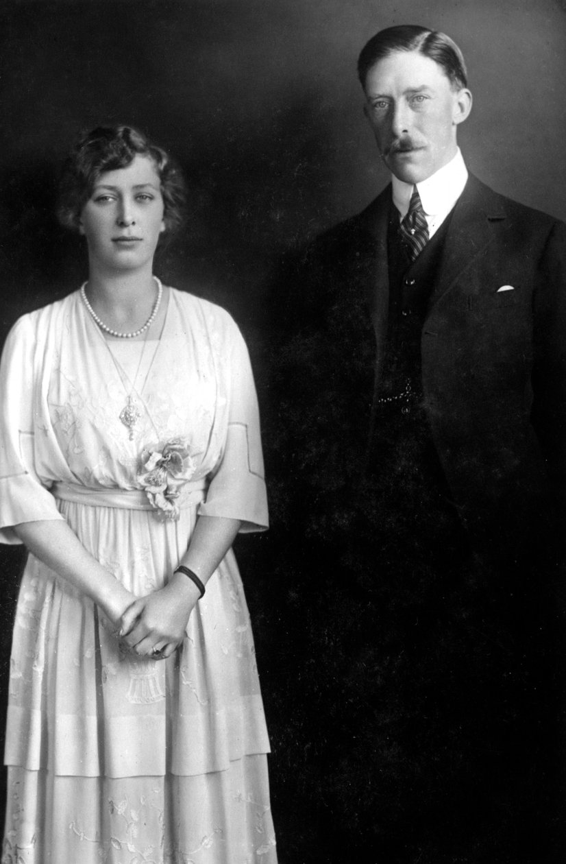 Prinsessa Mary 1897-1965 ja varakreivi Lascelles 1882-1947, 1920-luku tekijältä Unbekannt