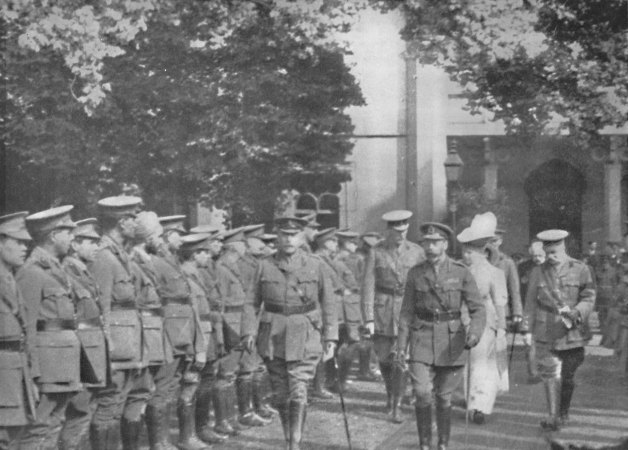 Proceeding To The Investiture, 25. elokuuta 1915, 1939 tekijältä Unbekannt