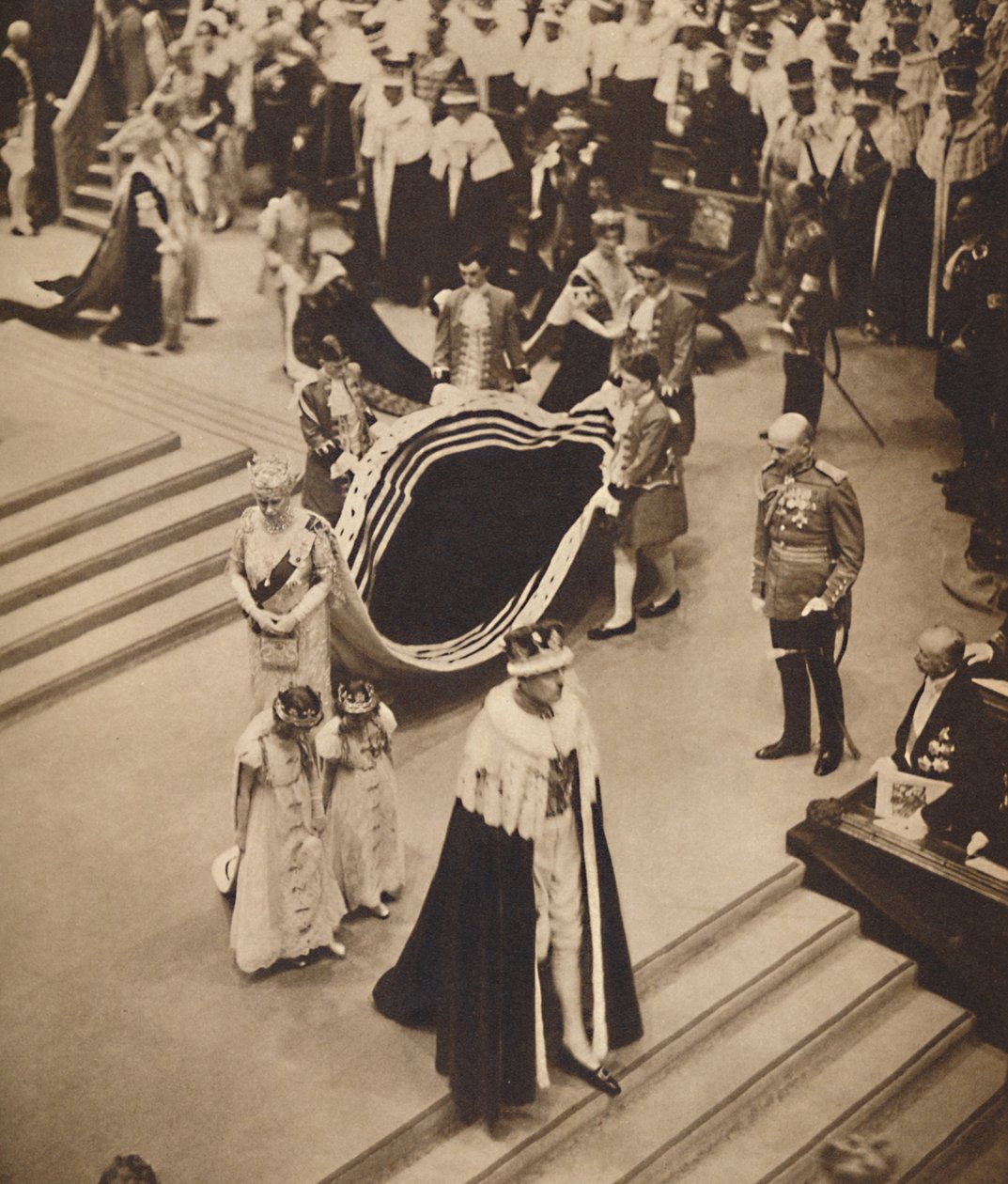 Queen Mary Leaves, 12. toukokuuta 1937 tekijältä Unbekannt