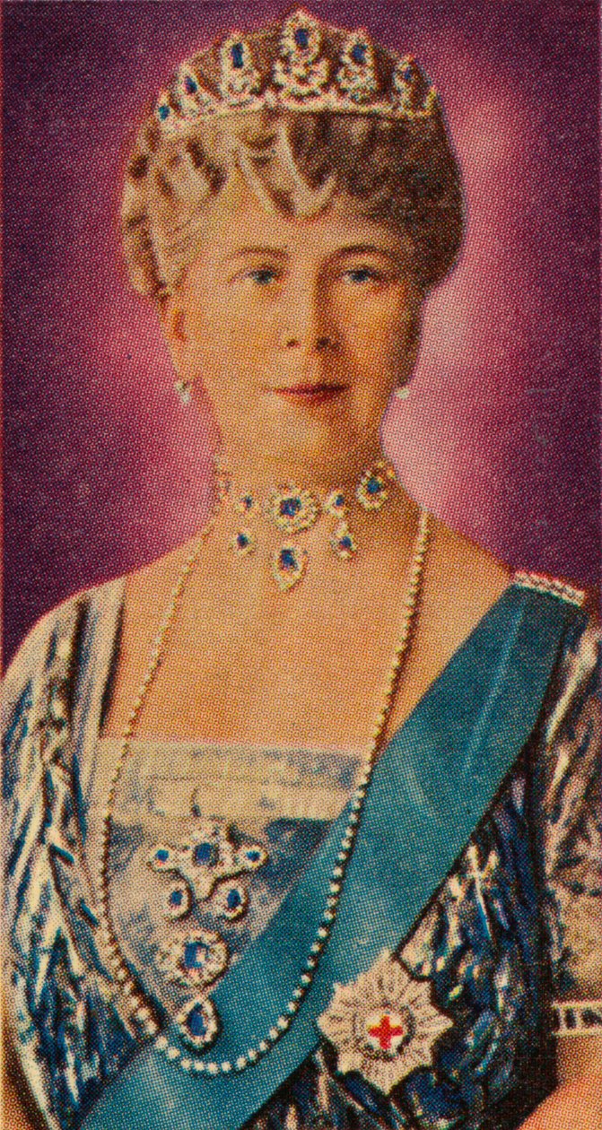 Kuningatar Mary, kuningas Yrjö V:n puoliso hovipuvussa, 1935 tekijältä Unbekannt