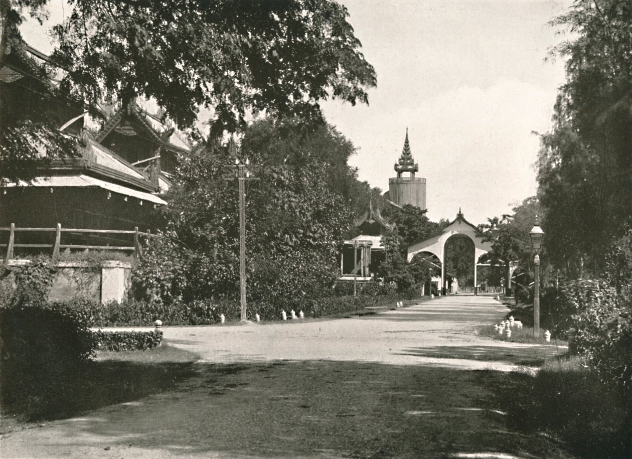 Queens Watch Tower, Palace, Mandalay, 1900. tekijältä Unbekannt
