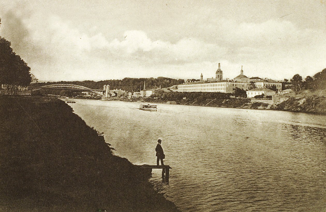 Rautatiesilta ja Novodevitšin luostari New Maidens -luostari, Moskova, Venäjä, 1910-luku tekijältä Unbekannt