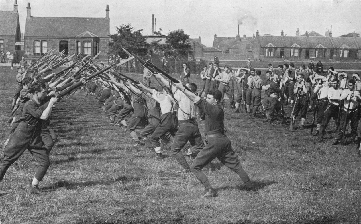 Rekrytoi opetella bajonetin käyttöä, 1915 tekijältä Unbekannt