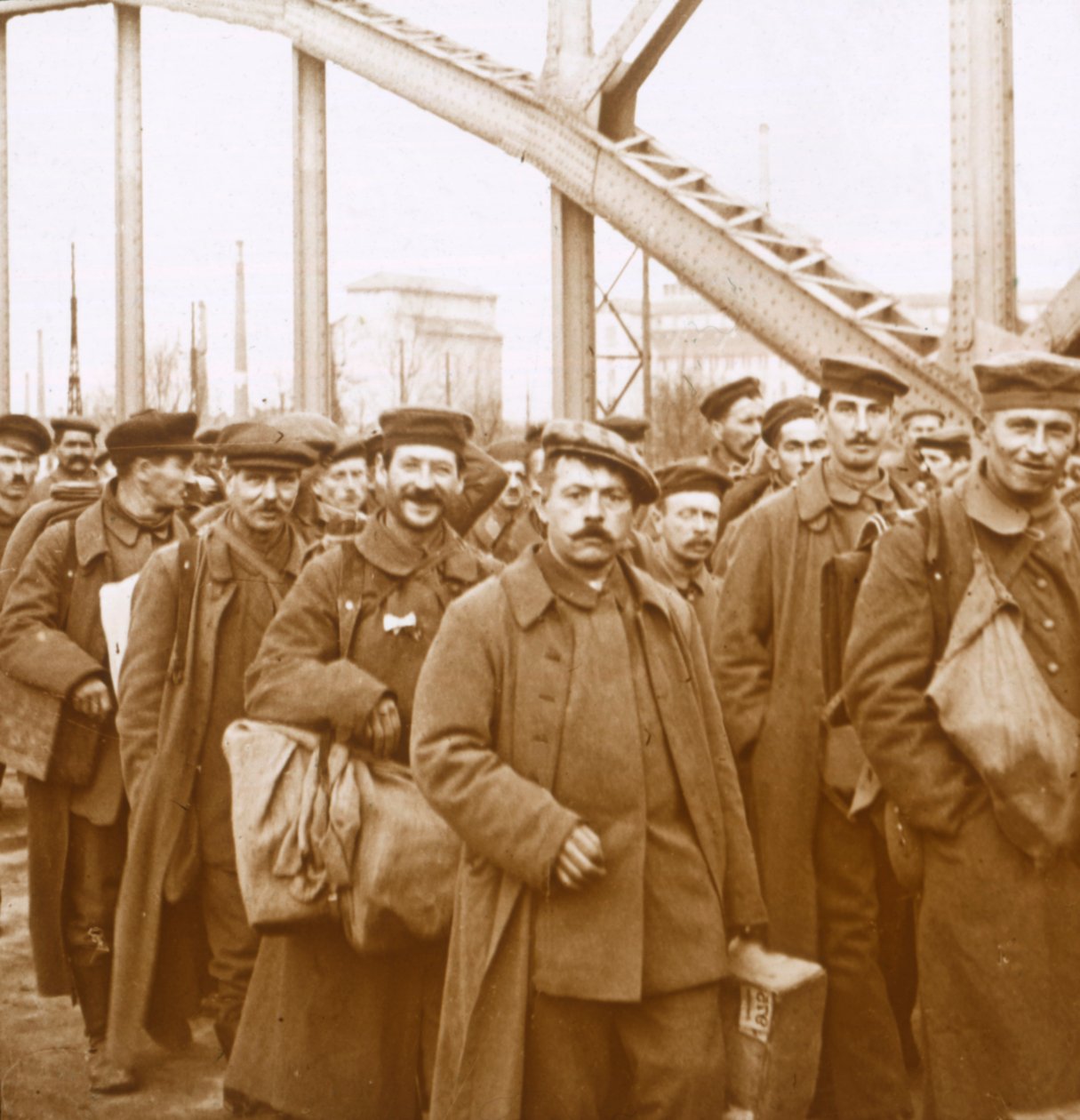 Sotilaiden paluu Alsace-Lorrainenta, c1914-c1918 tekijältä Unbekannt