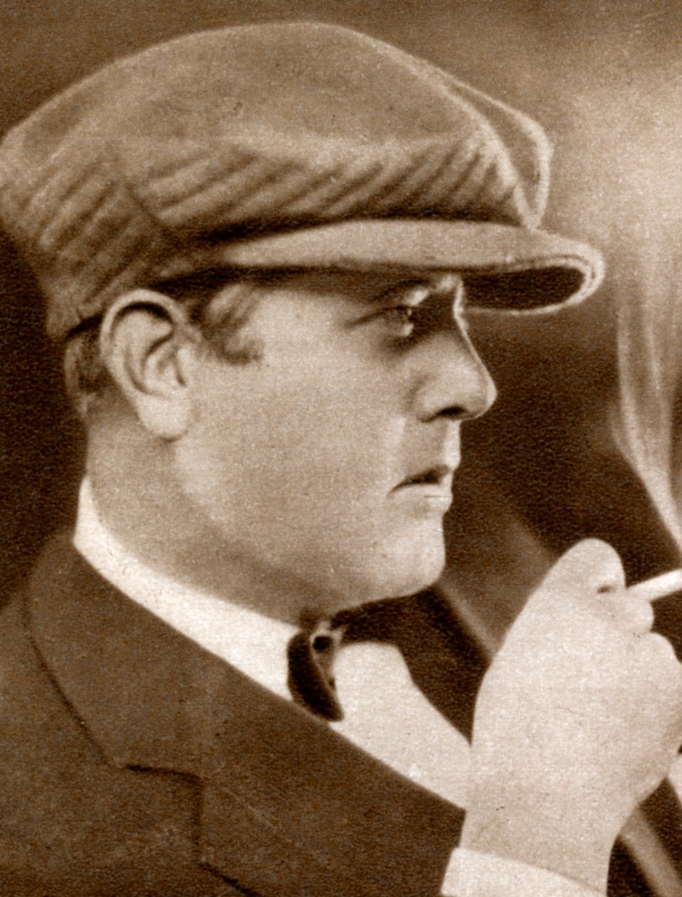 Robert Z Leonard, yhdysvaltalainen elokuvaohjaaja, 1933 tekijältä Unbekannt