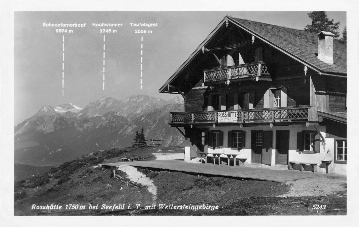 Rosshutte ja Wettersteingebirge-vuoret, lähellä Seefeldia Itävallassa, 1900-luku tekijältä Unbekannt