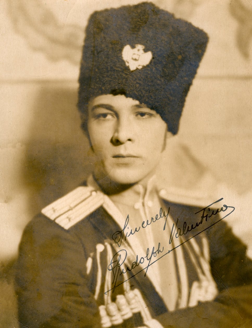 Rudolph Valentino 1895-1926, italialainen näyttelijä, 1920-luku tekijältä Unbekannt