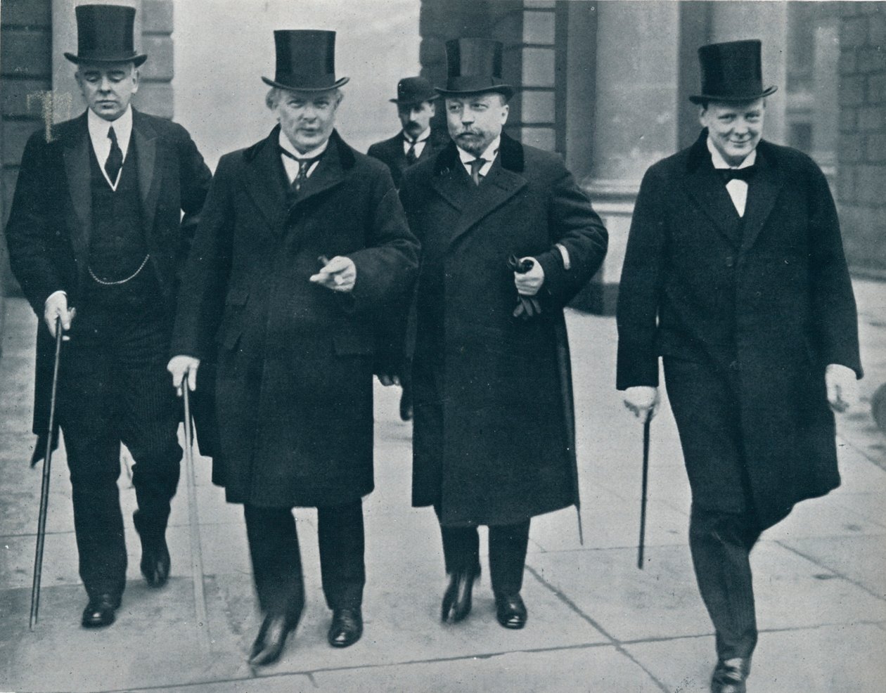 Venäjän valtiovarainministeri Englannissa: M. Bark matkalla alahuoneeseen, 1914 tekijältä Unbekannt