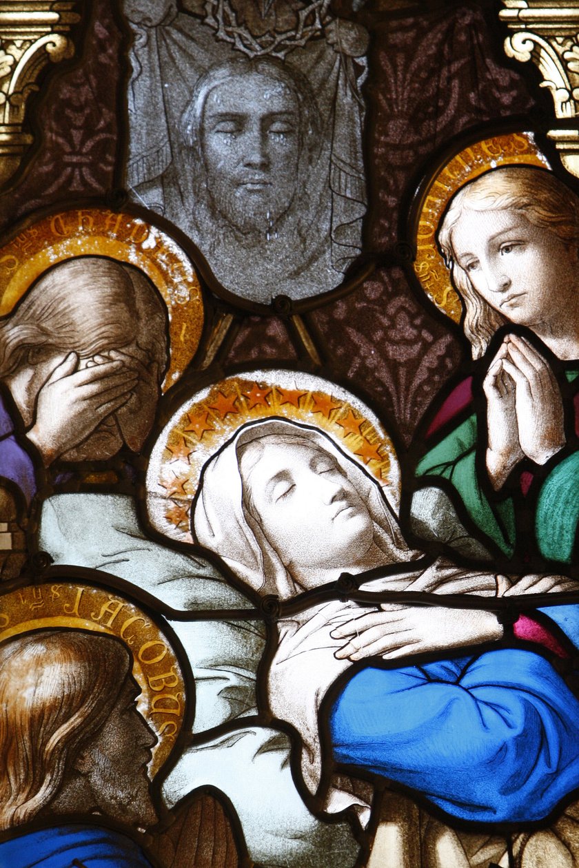 Saint-Corentinin (Saint Corentin) katedraali, Quimperin lasimaalaukset: Dormition, Quimper, Ranska tekijältä Unbekannt