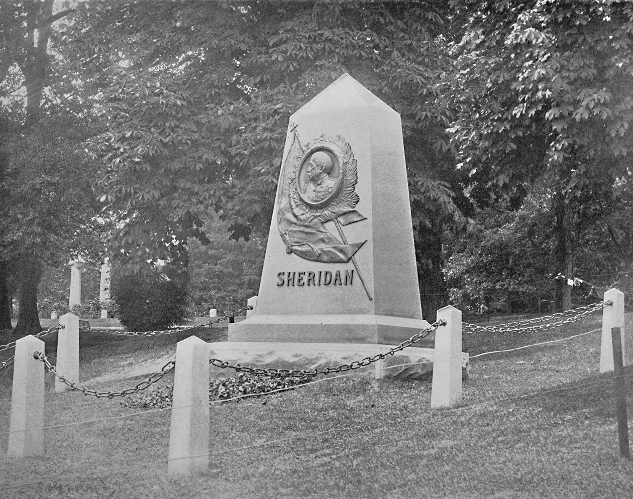 Sheridans Tomb, National Cemetery, Washington, D.C., n. 1897. tekijältä Unbekannt