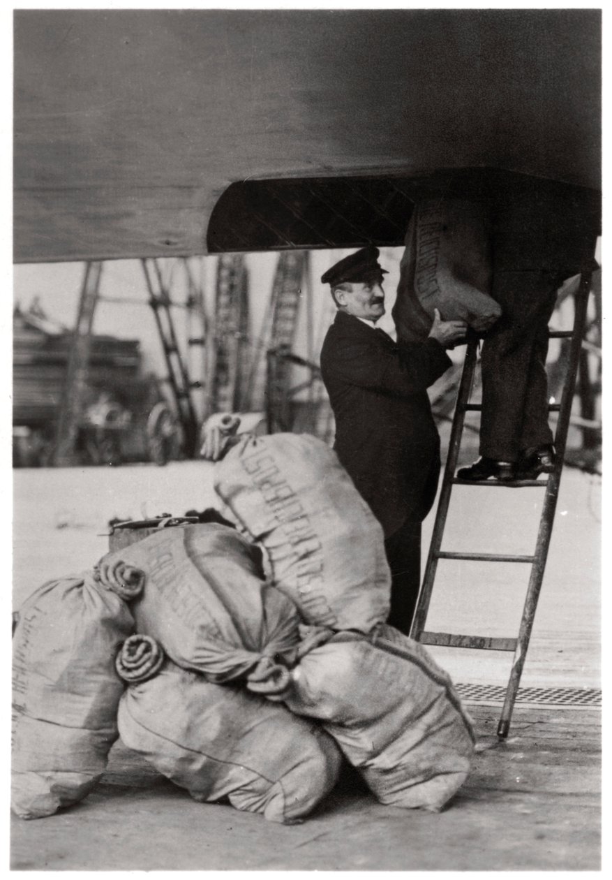 Postin toimitus, Zeppelin LZ 127 Graf Zeppelin, 1933 tekijältä Unbekannt