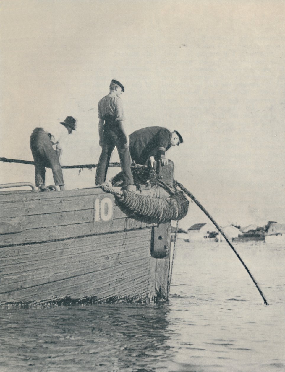 Merenalaisen kaapelin rantapää on yleensä vedetty 1937-sytyttimestä tekijältä Unbekannt