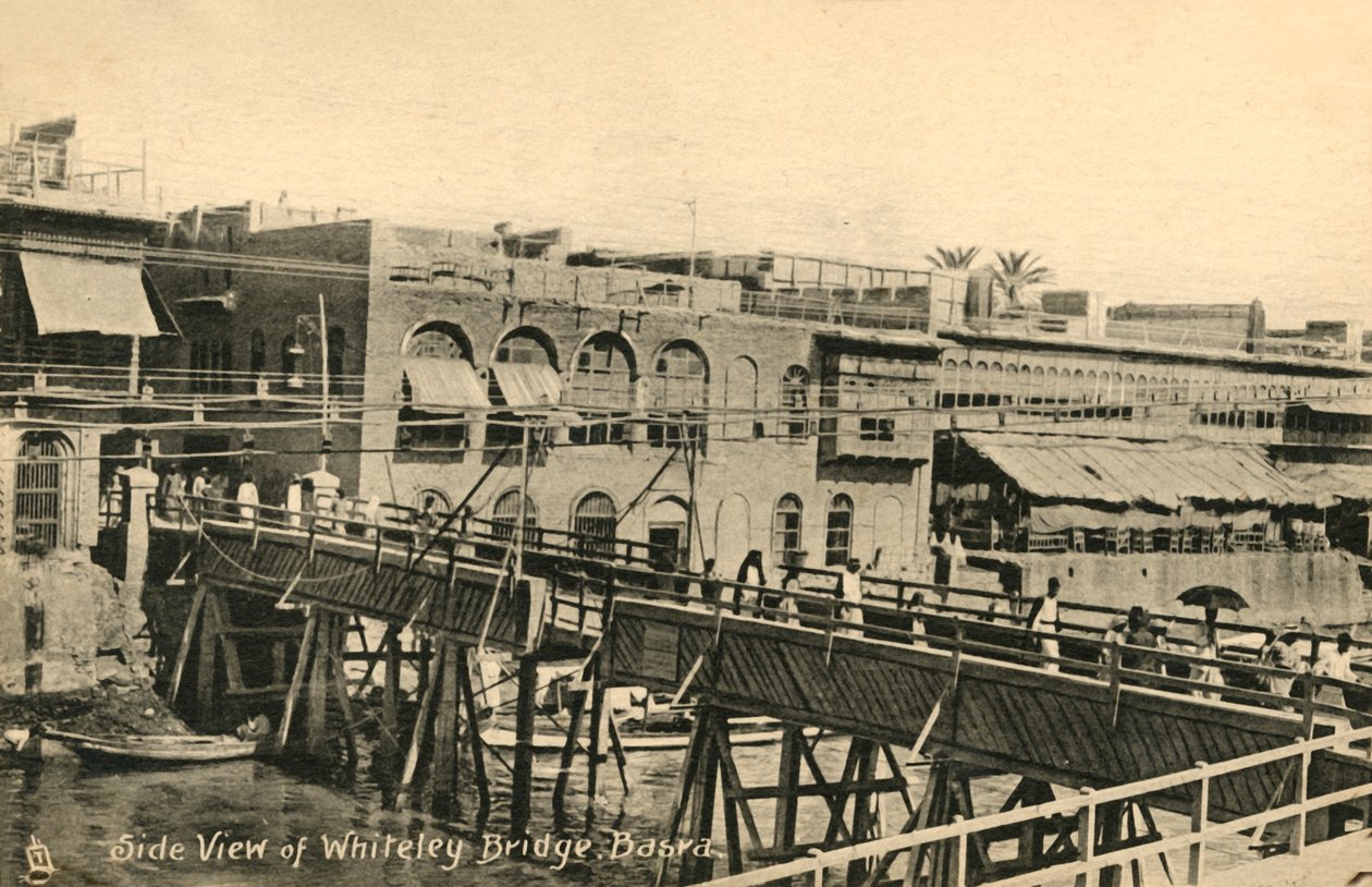 Sivunäkymä Whiteley Bridgestä, Basra, c1918-c1939. tekijältä Unbekannt
