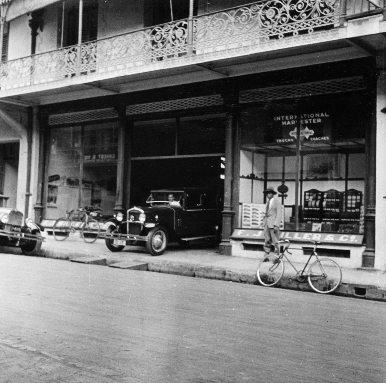 Singer-autonäyttely, Espanjan satama, Trinidad, Trinidad ja Tobago, 1931 tekijältä Unbekannt