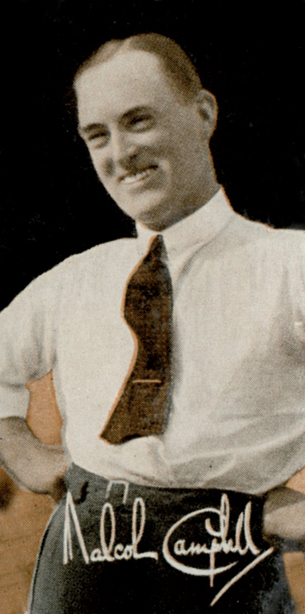 Sir Malcolm Campbell 1885-1948, englantilainen kilpa-autoilija ja autotoimittaja, 1935 tekijältä Unbekannt