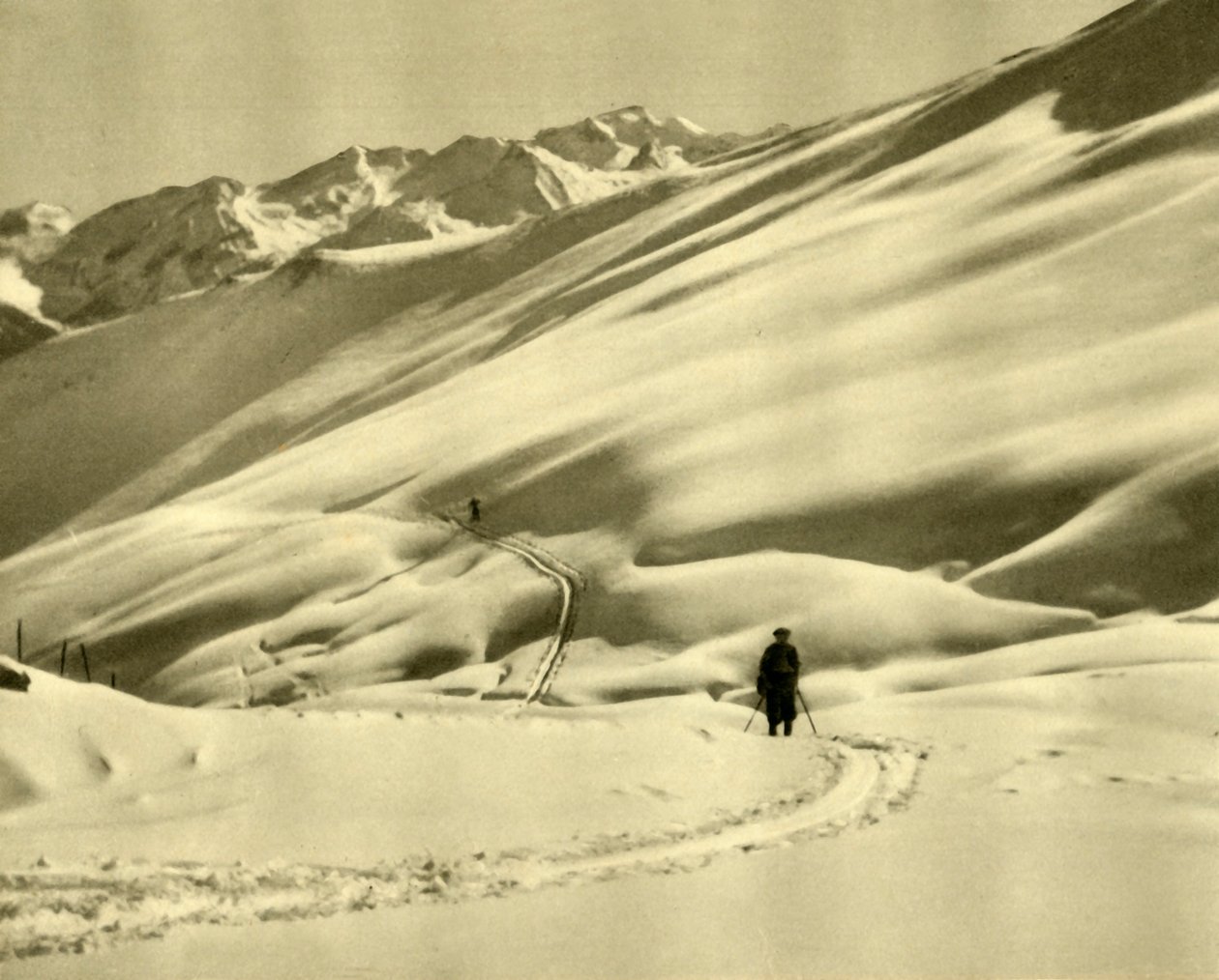 Hiihto Upper Schlossalmissa, lähellä Bad Hofgasteinia, Itävalta, vuodelta 1935. tekijältä Unbekannt