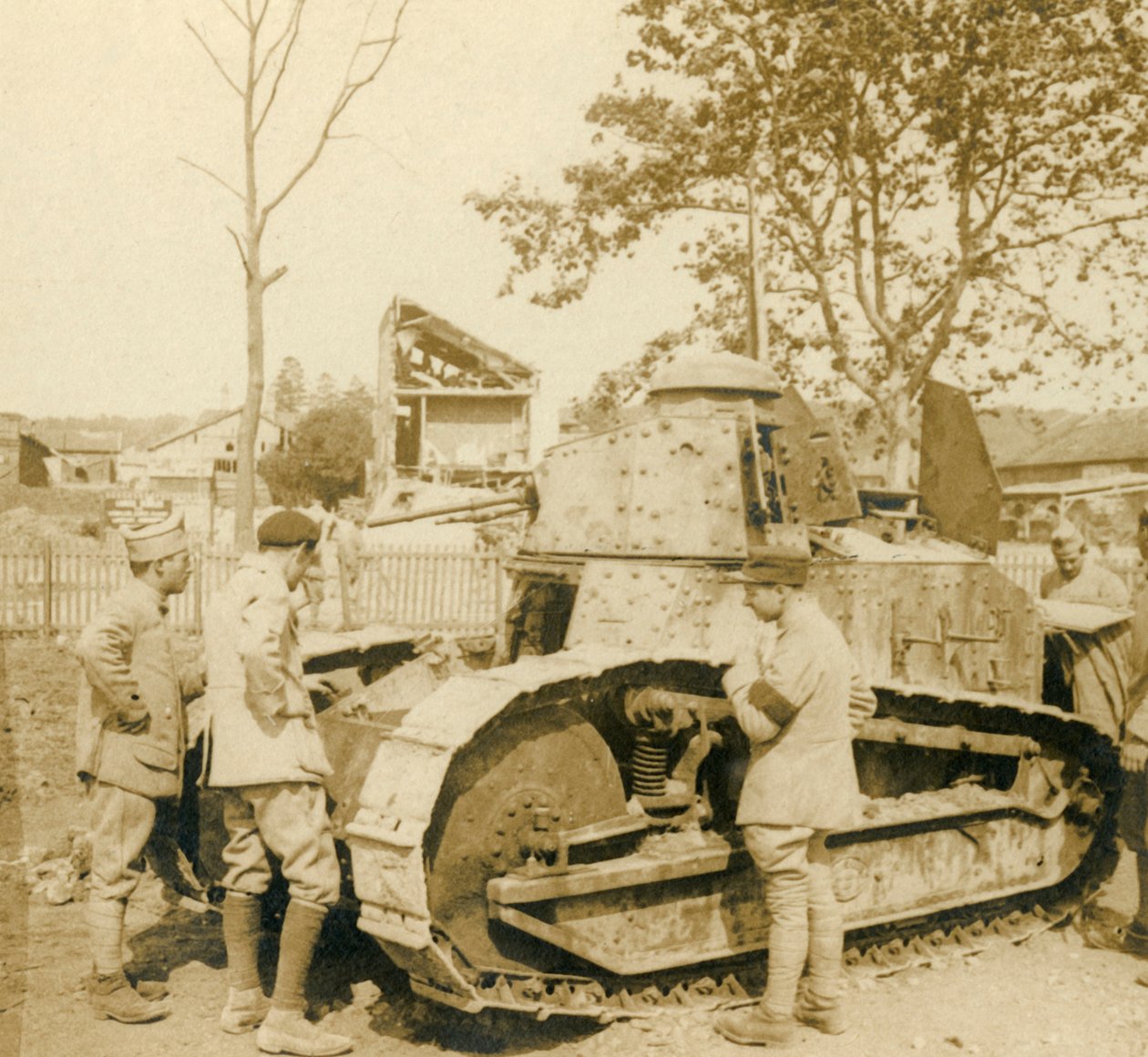 Pieni Renault tankki, c1914-c1918 tekijältä Unbekannt