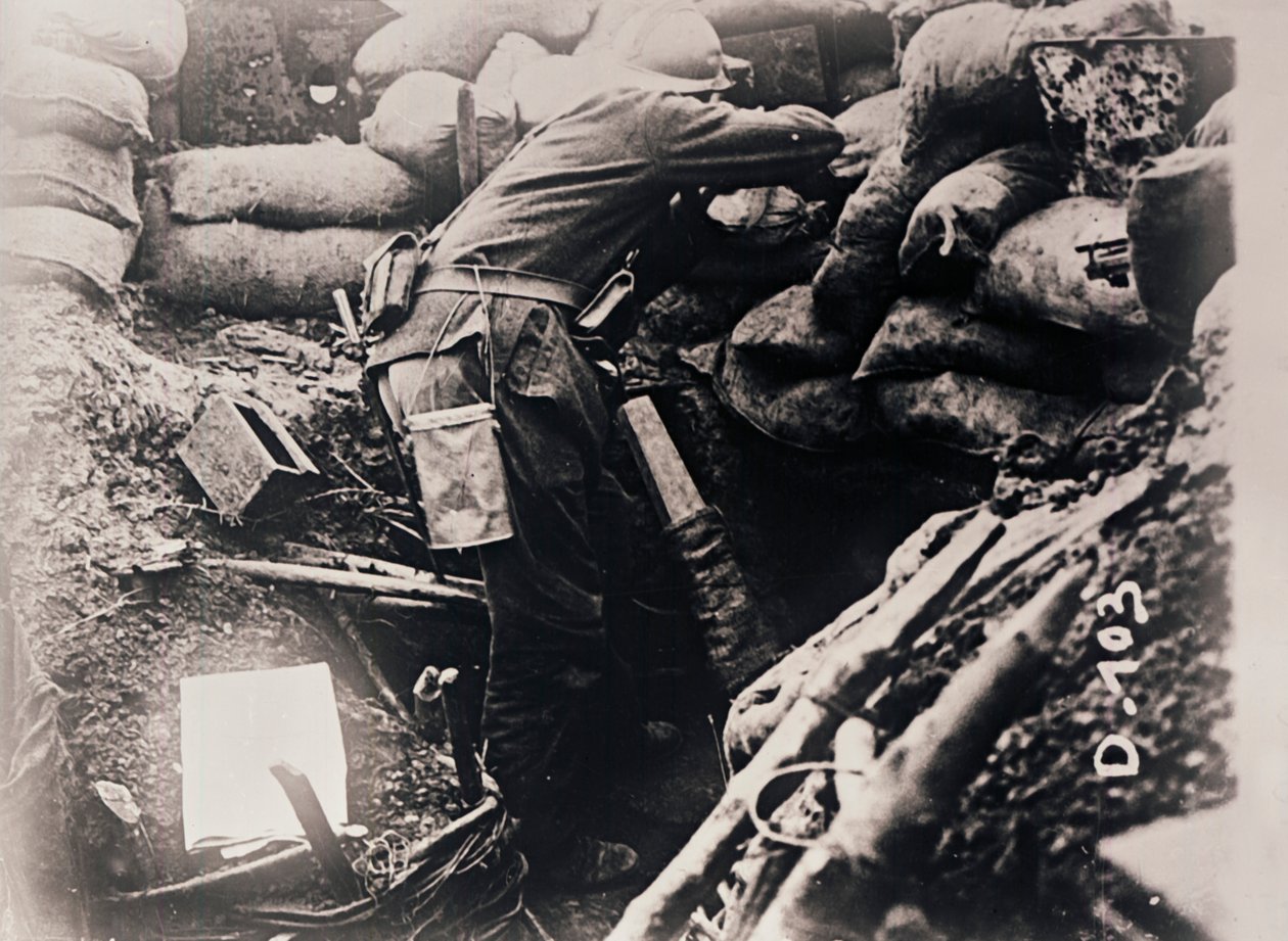 Sotilas juoksuhaudoissa, c1914-c1918 tekijältä Unbekannt
