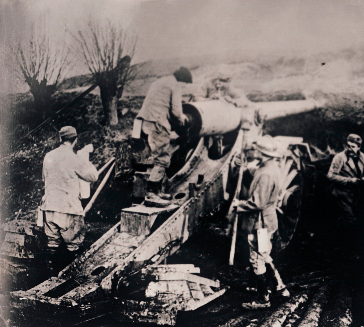 Sotilaat raskaalla tykistöllä, c1914-c1918 tekijältä Unbekannt