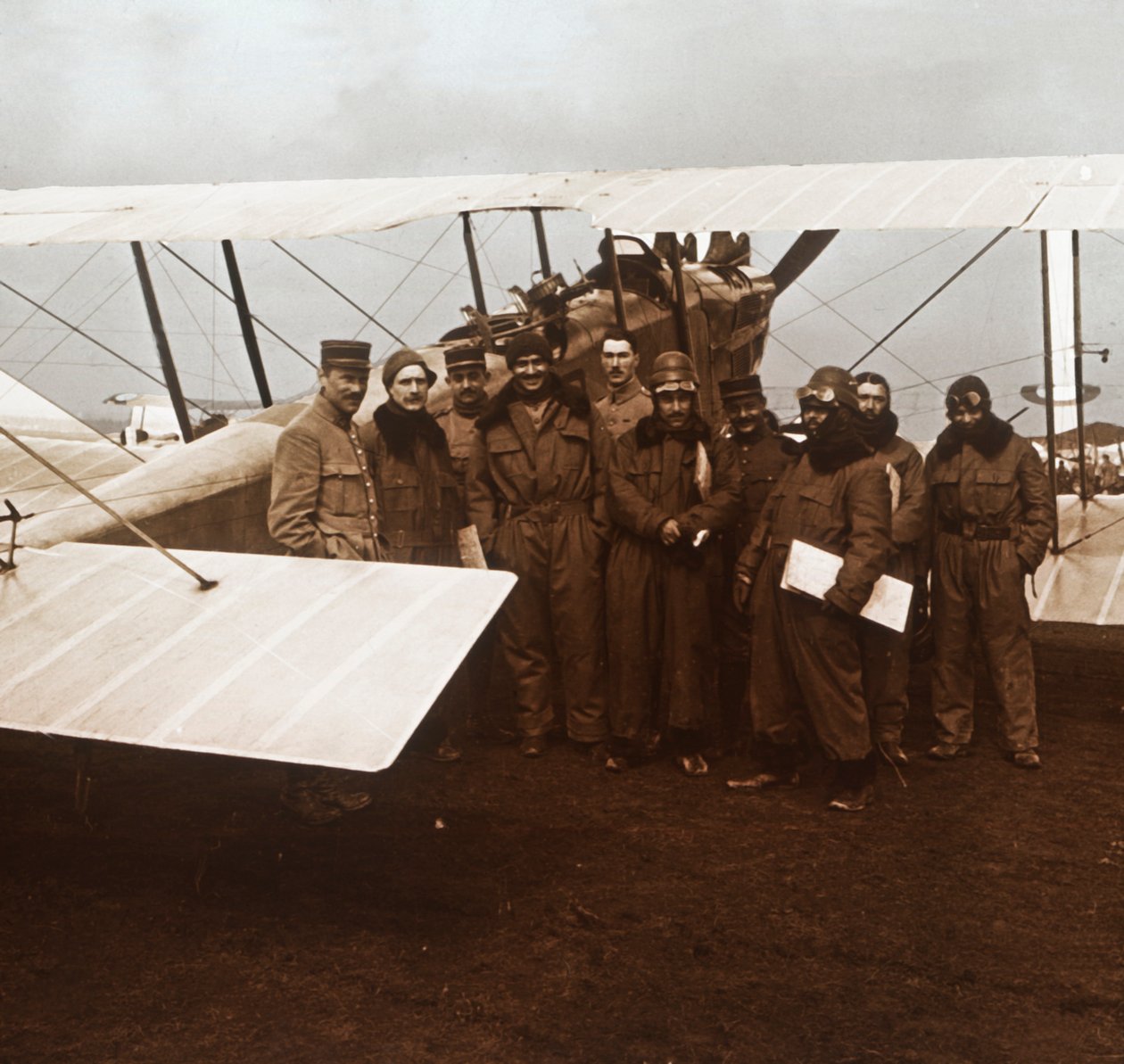 Laivue Sommesousissa, Pohjois-Ranskassa, c1914-c1918 tekijältä Unbekannt