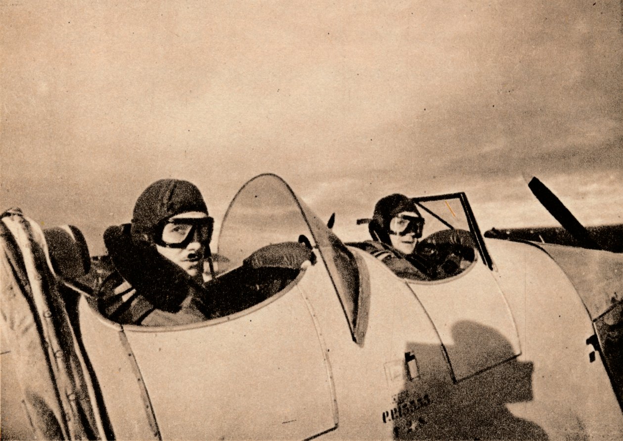 Aloitetaan koulutuslennolla Miles Magisterissa. Oppilas on takaohjaamossa, 1940 tekijältä Unbekannt