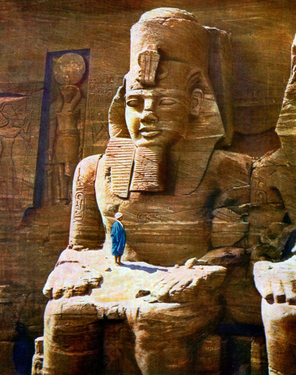 Ramses II:n patsas Abu Simbelissä, Egyptissä, 1933-1934 tekijältä Unbekannt