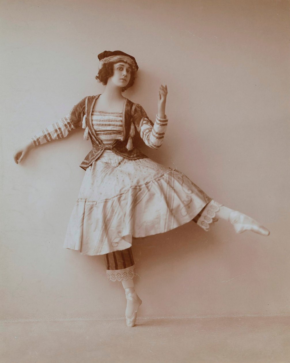 Tamara Karsavina, venäläinen balerina, 1911 tekijältä Unbekannt