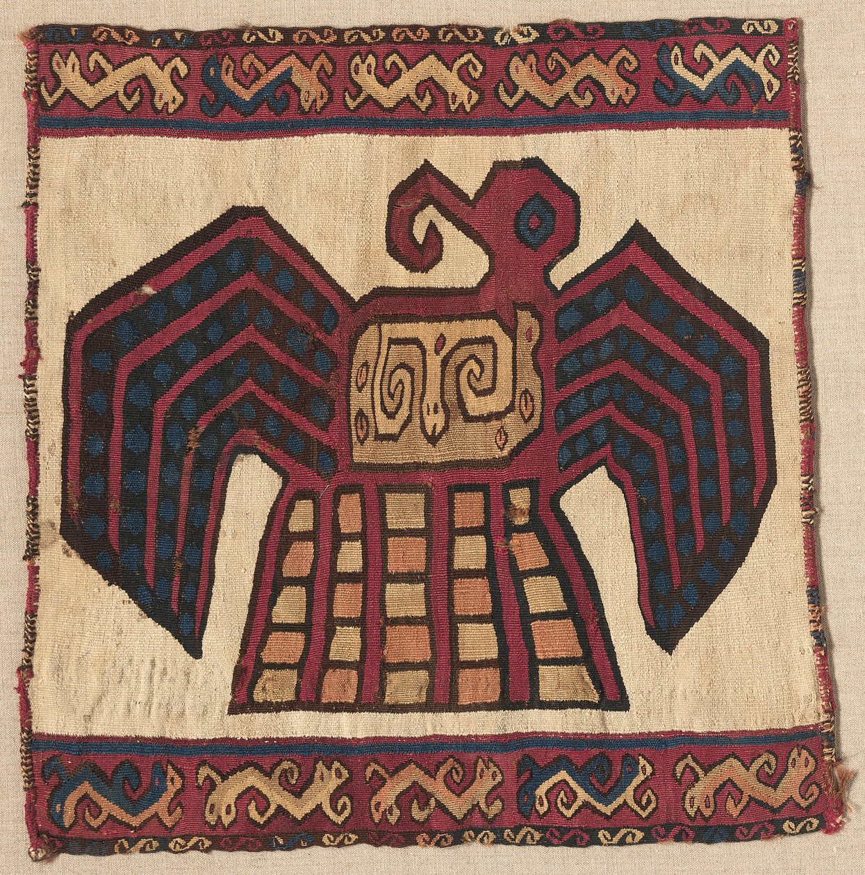 Tapestry Square Panel, c. 700-1100. tekijältä Unbekannt