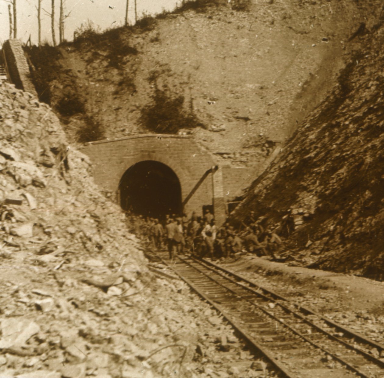 Tavannes-tunneli, Verdun, Pohjois-Ranska, c1914-c1918 tekijältä Unbekannt