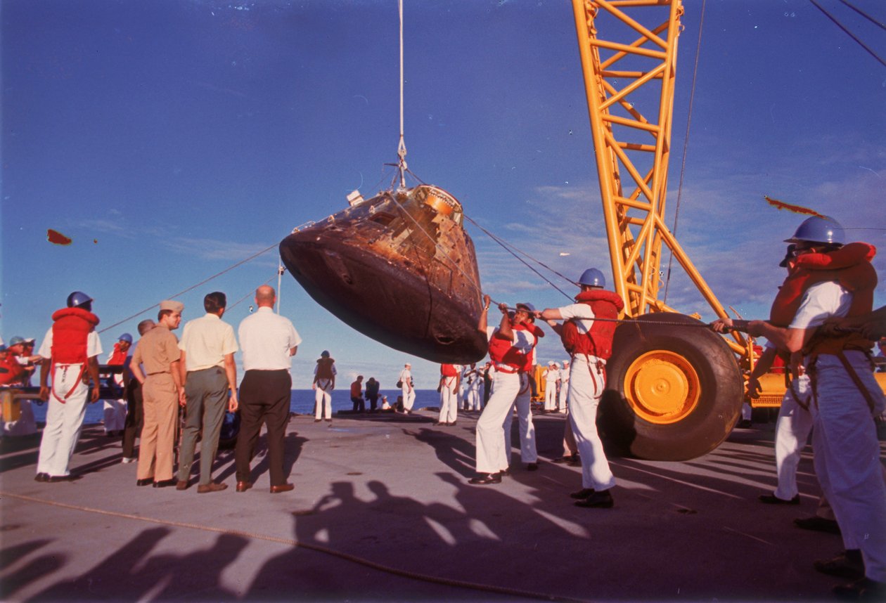 Apollo 10 -komentomoduulikapseli, 26. toukokuuta 1969 tekijältä Unbekannt
