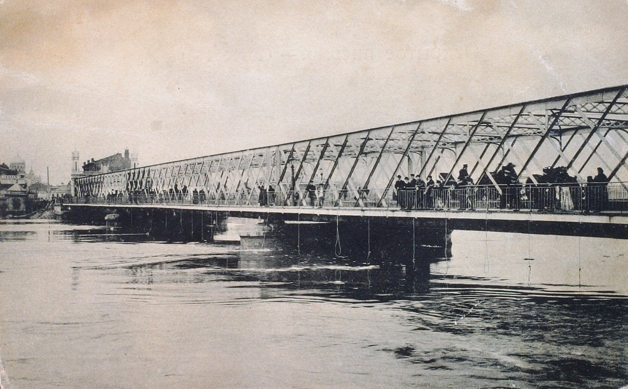 Borodinsky-silta huhtikuun 1908 tulvan aikana, Moskova, Venäjä tekijältä Unbekannt