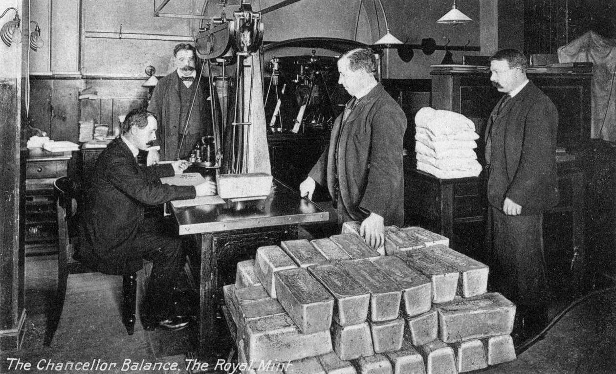 Chancellor Balance, Royal Mint, Tower Hill, Lontoo, 1900-luvun alku tekijältä Unbekannt