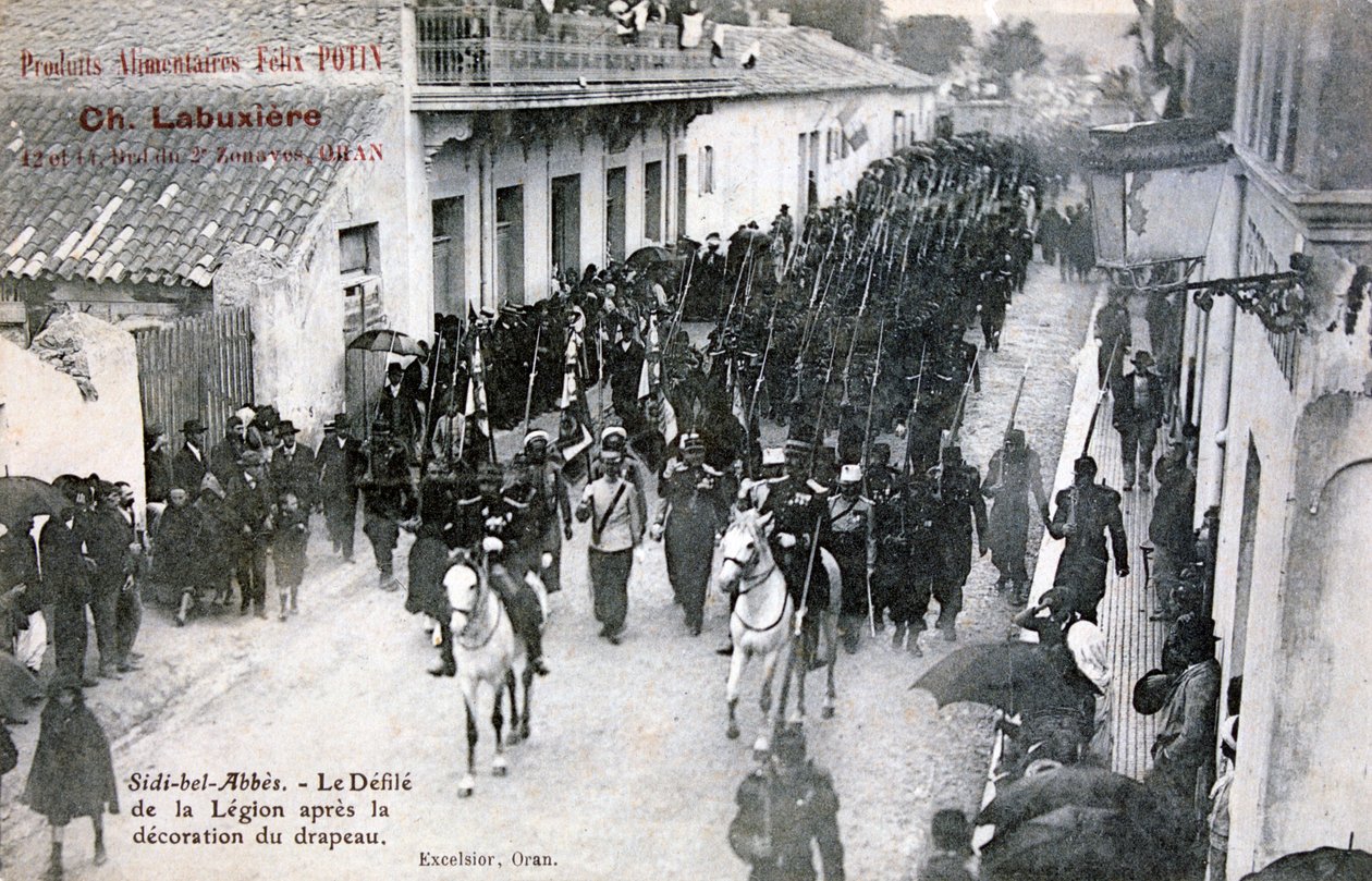 Ranskan muukalaislegioona kulkueessa Sidi Bel Abbesin kaduilla Algeriassa, 1906 tekijältä Unbekannt