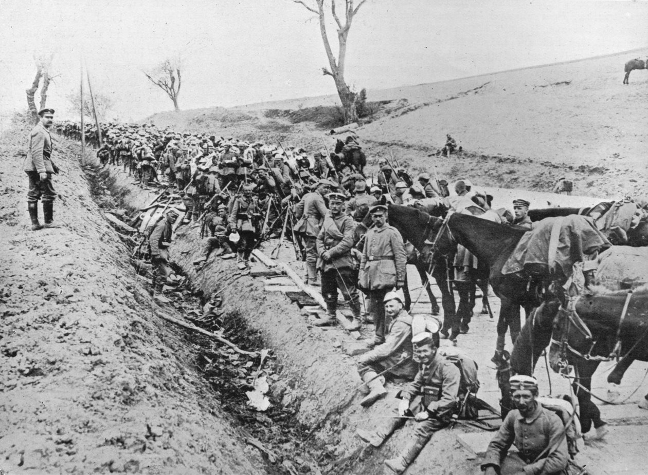 Saksan eteneminen Galician halki: Joukkojen bivouac tienvarrella, 1915 tekijältä Unbekannt