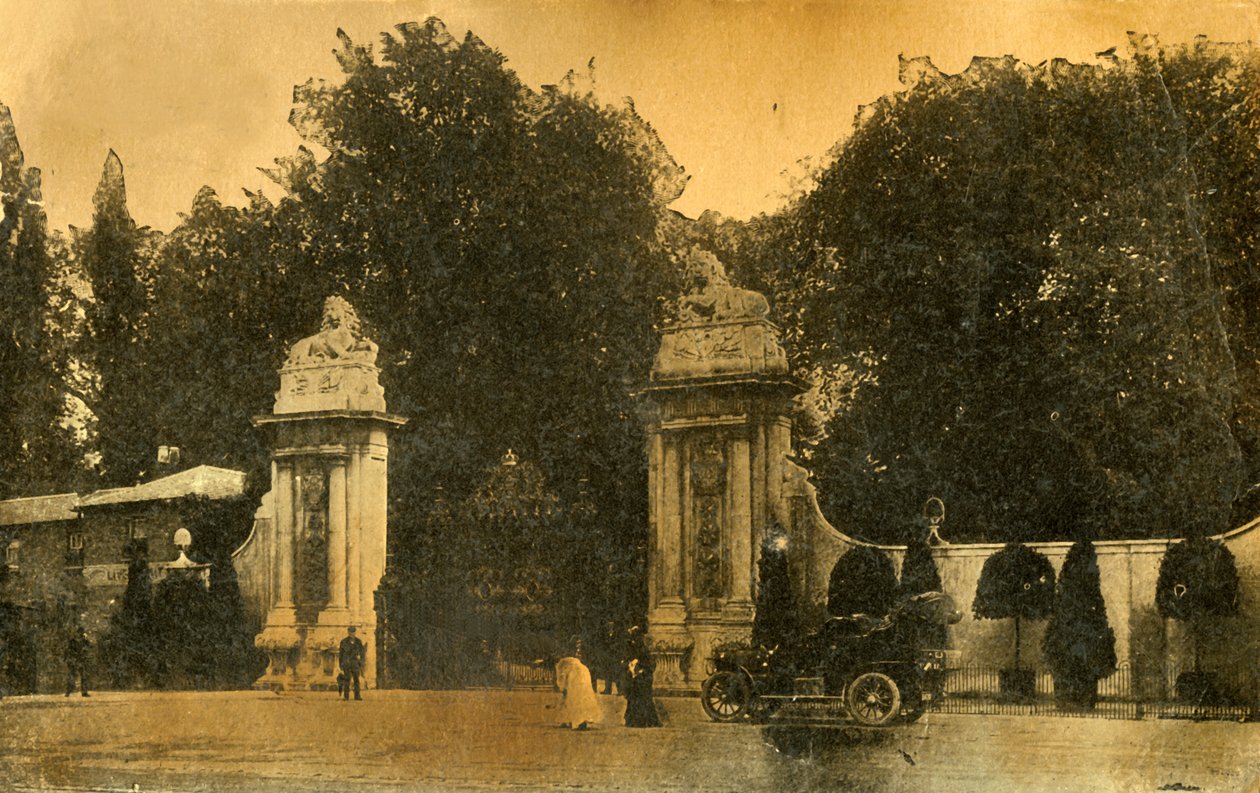 Lion Gates, Hampton Court, Lontoo, 1910. tekijältä Unbekannt