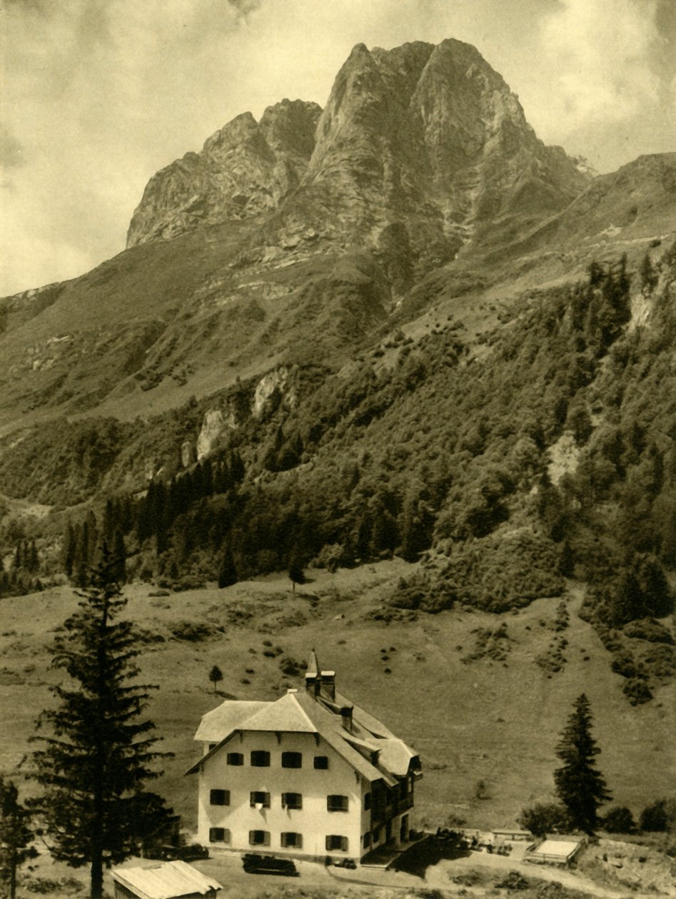 Plockenin sola Karnisten Alppien vuoristossa, Itävallassa, vuonna 1935. tekijältä Unbekannt