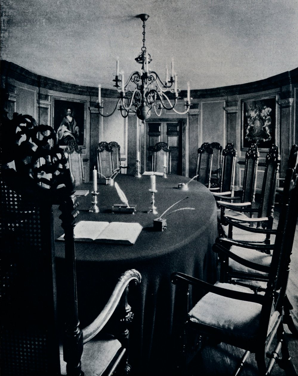 Huone Capitolissa, jossa toimeenpanoneuvosto kokoontui vuonna 1938 tekijältä Unbekannt