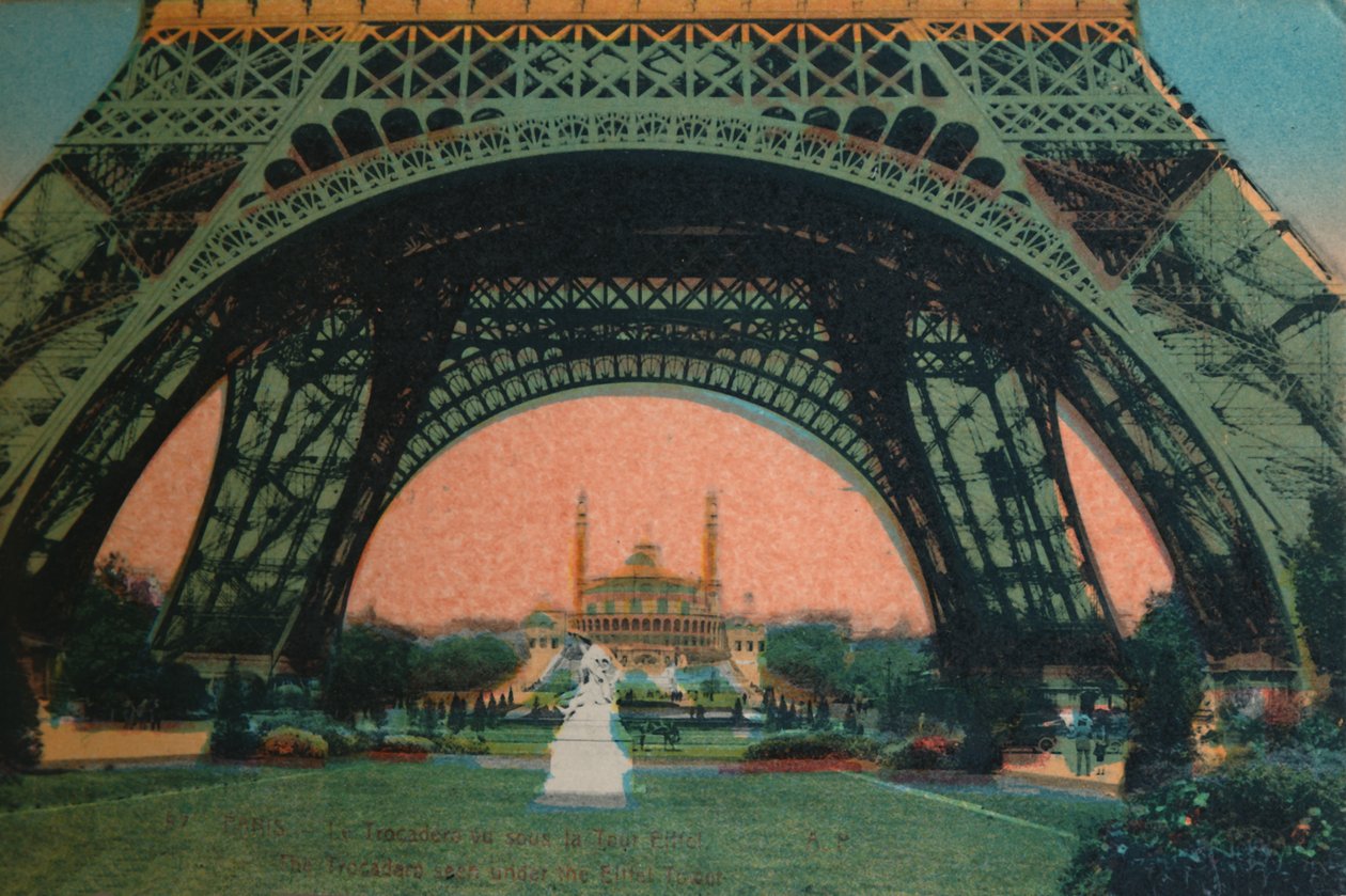 Trocadéro nähty Eiffel-tornin alla, Pariisi, 1920 tekijältä Unbekannt
