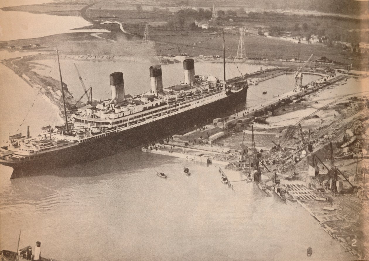 White Star Liner Majestic saapuu maailman suurimmalle hautalaiturille Southamptonissa, c1934, 19 tekijältä Unbekannt