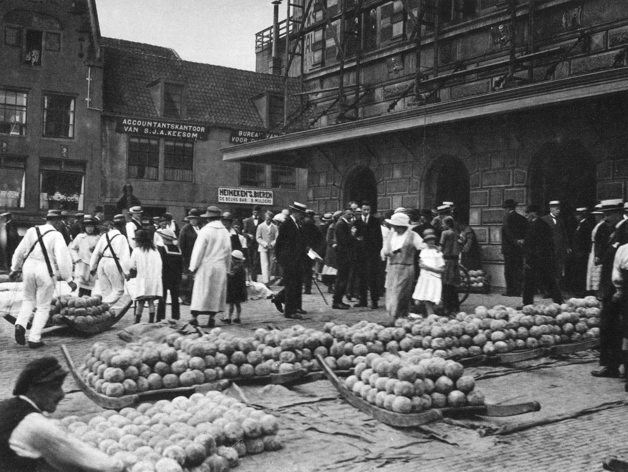 Juustomarkkinat perjantaina, Alkmaar, Alankomaat, 1934 tekijältä Unbekannt