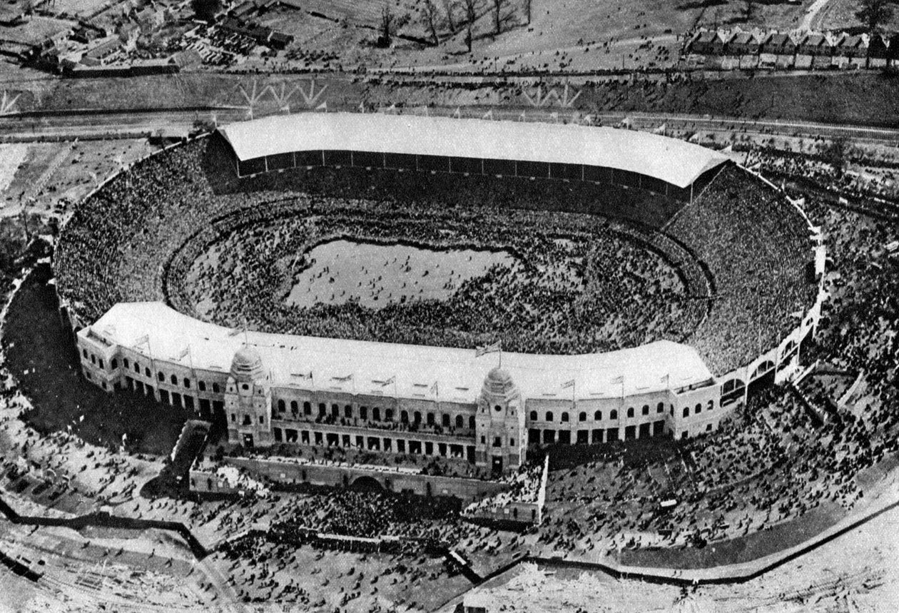 Ensimmäinen Cup-finaali Wembley Stadiumilla Lontoossa, 1923, 1926-1927 tekijältä Unbekannt