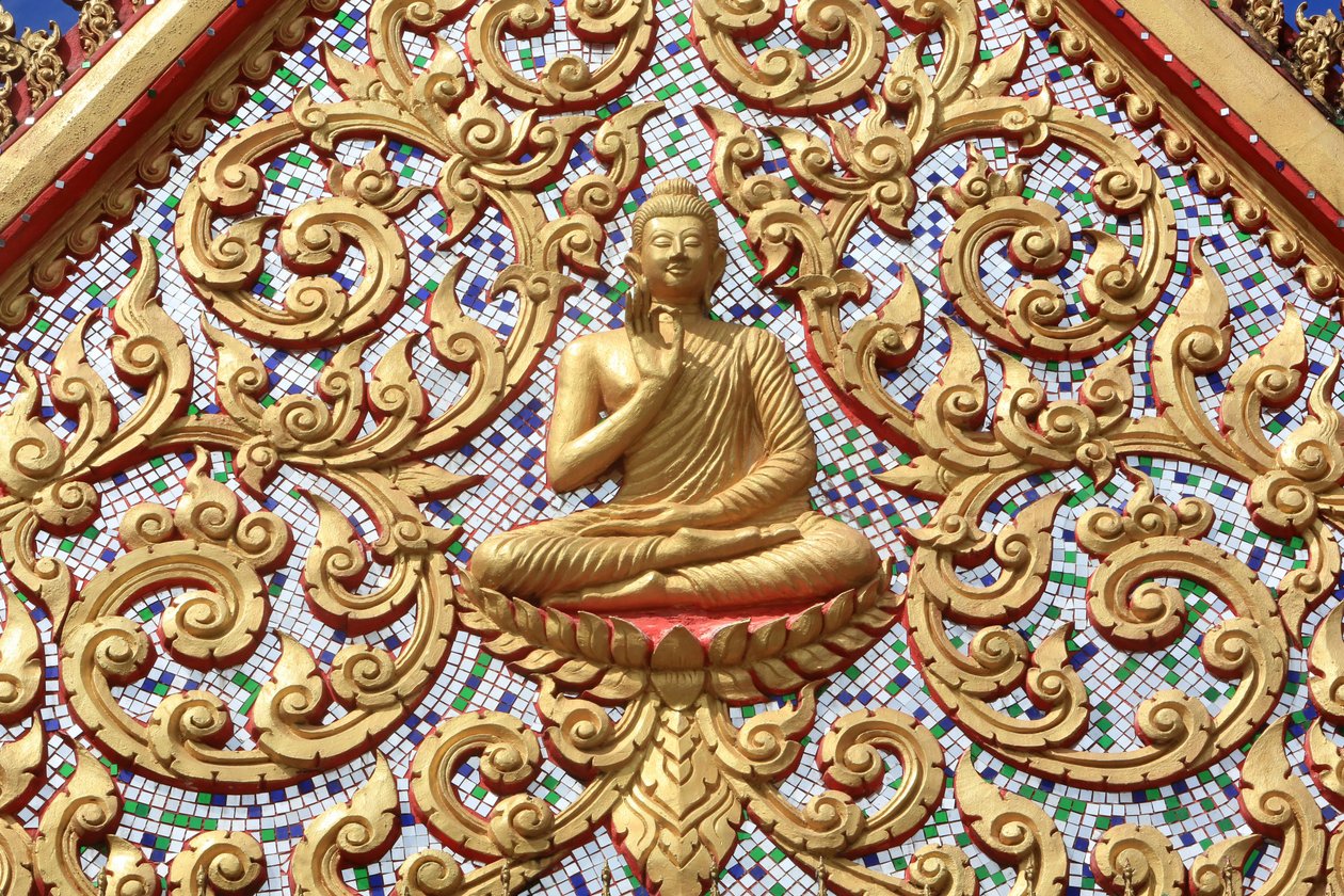 Buddhan ensimmäinen saarna piti valaistumisen saavuttua. Wat Si Sou Mang Karam -temppeli. Vieng Vang. Laos, 20151102, Vieng Vang, Laos tekijältä Unbekannt